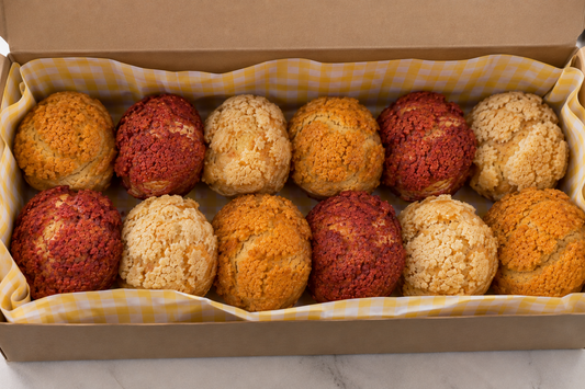 Assorted Crème Puffs | 12-Pack